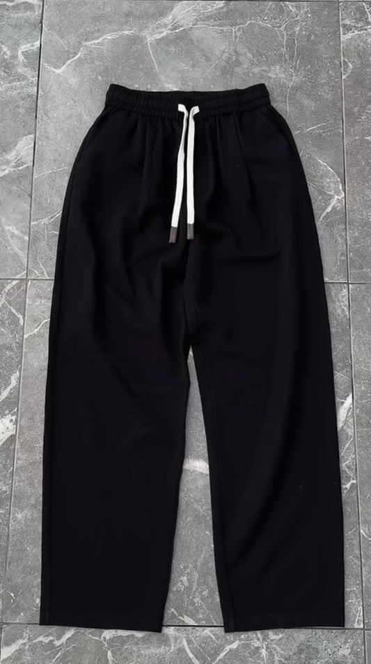 Relaxed Fit Black Streetwear Pants