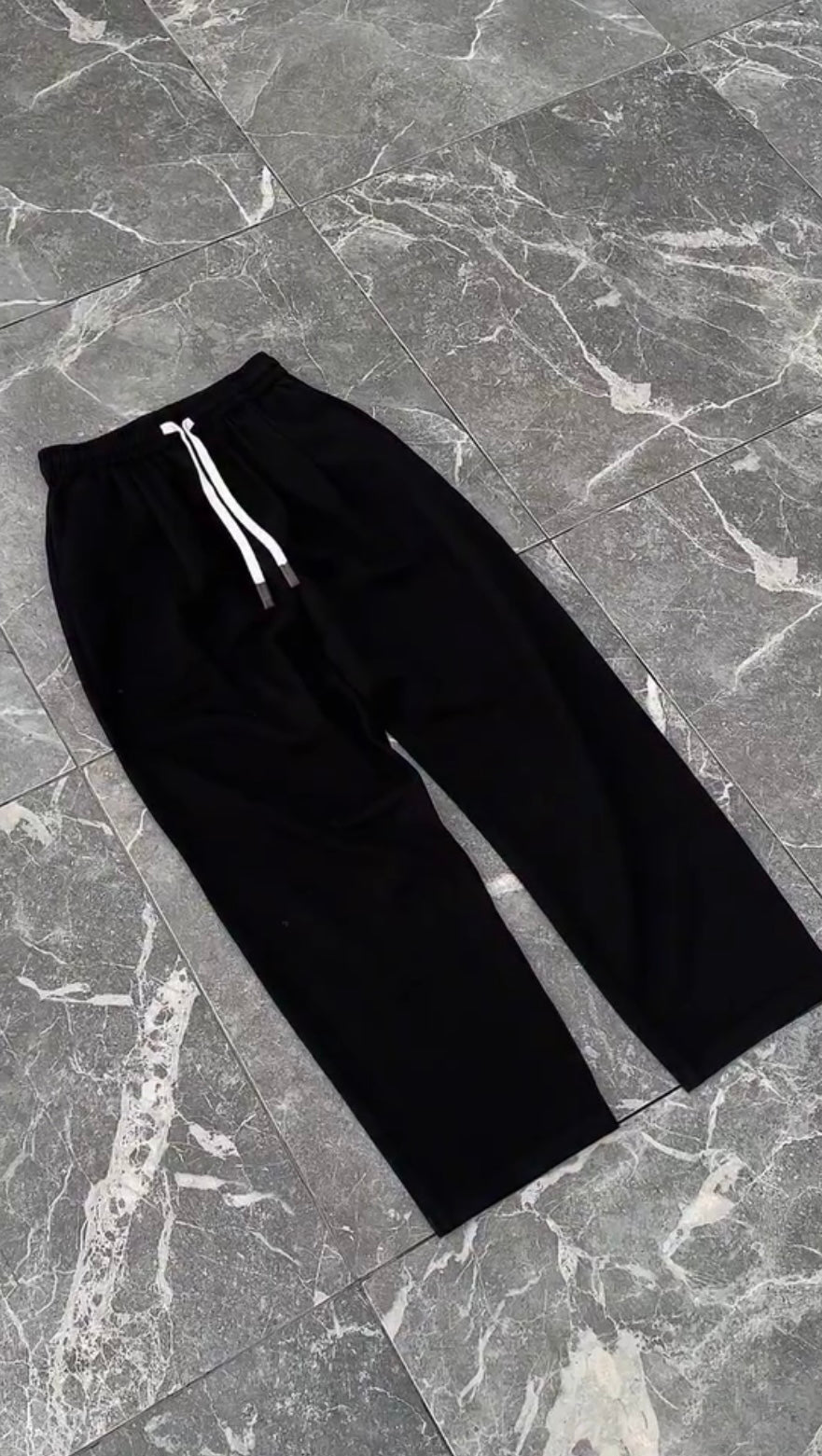 Relaxed Fit Black Streetwear Pants
