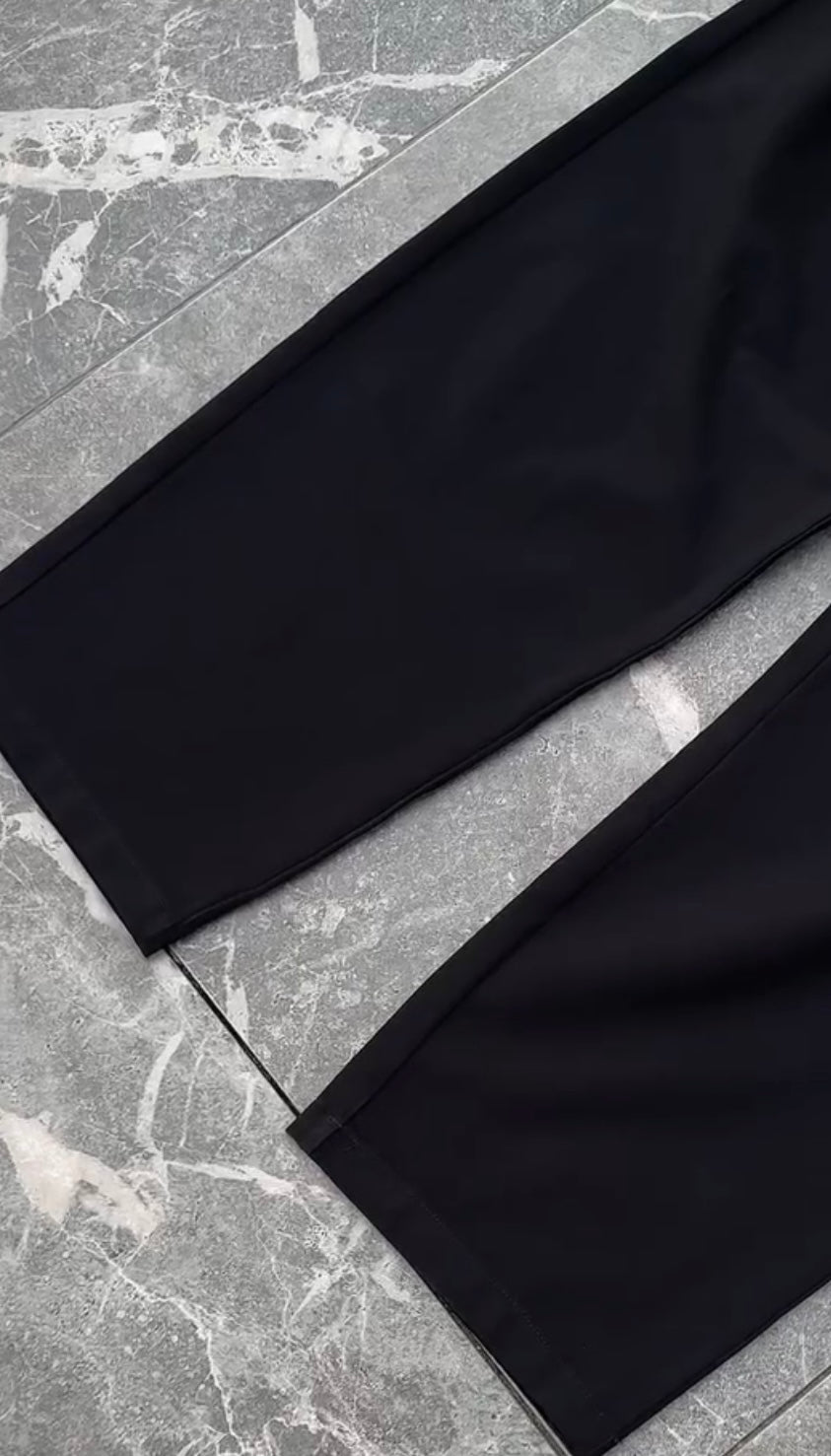 Relaxed Fit Black Streetwear Pants