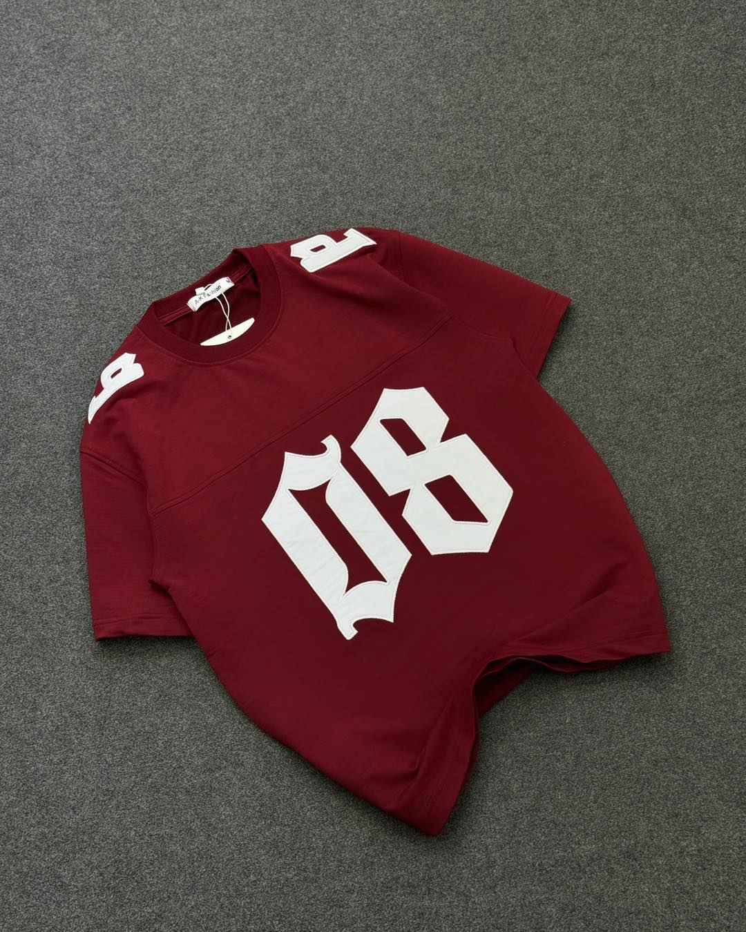 08 Varsity Oversized Graphic T-Shirt